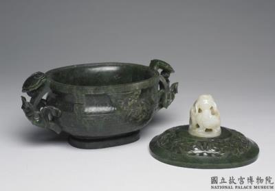 图片[3]-Jade incense burner with animal-mask pattern and ruyi-shaped handles, Qing dynasty (1644-1911)-China Archive